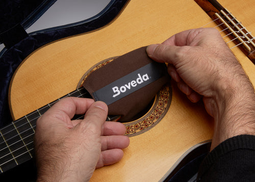 Boveda fabric holder on acoustic guitar